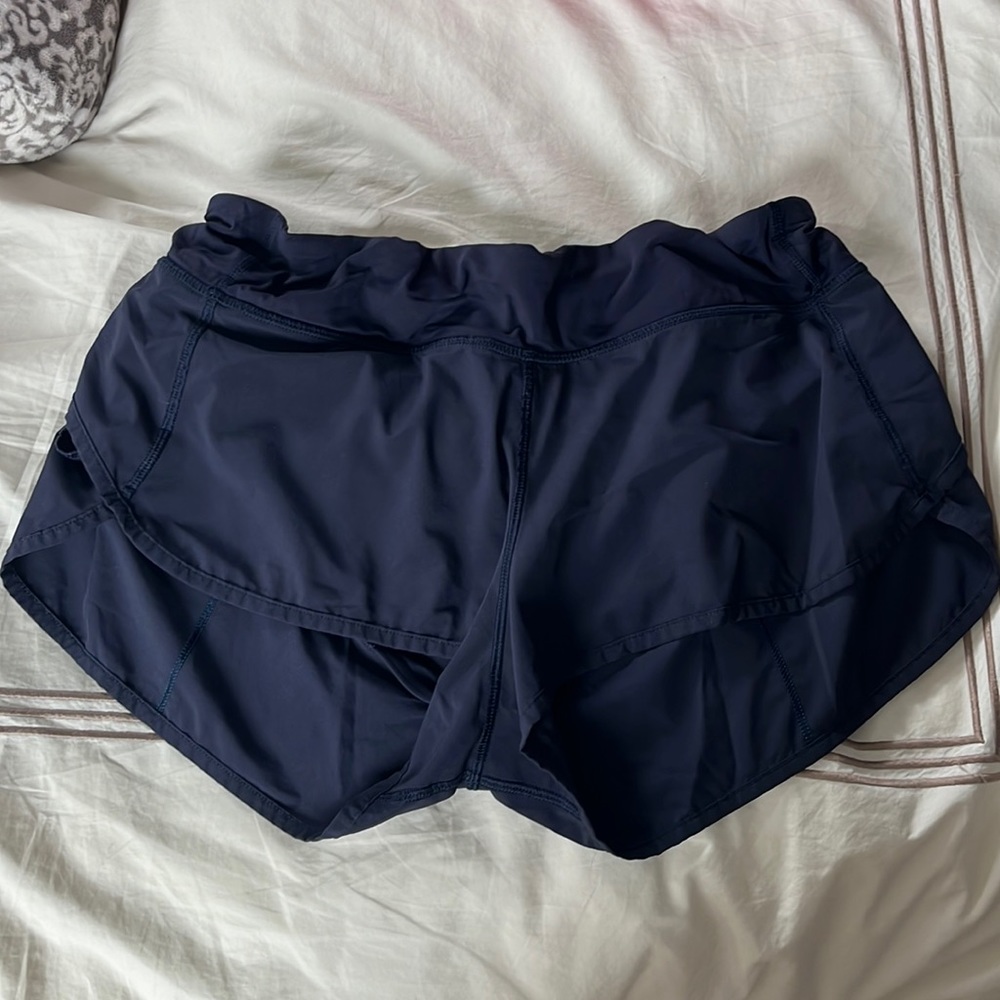 Lululemon 2.5” Shorts